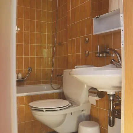 Apartment Roc D'orsay F72